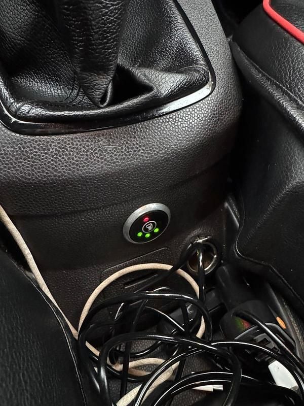 Gebraucht Ford Fiesta 82 PS (60 kW) 2017 Rot Kleinwagen