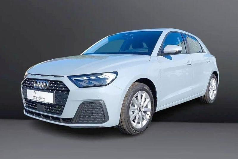 Occasion Audi A1 Basis 110 ch (80 kW) 2023 Gris SUV
