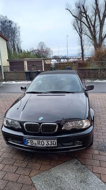 Schwarz Gebraucht 2003 BMW 330 Cabriolet M Sport Cabrio | 8.200 € (Guter Preis) - Bild 1/4