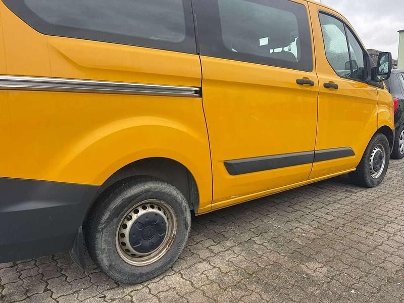 Gebraucht Ford Tourneo 125 PS (91 kW) 2015 Chrome yellow number 2 Kombi
