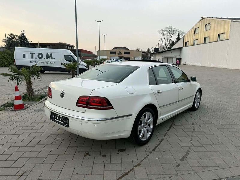 Usata VW Phaeton 245 CV (180 kW) 2014 Bianco Berlina