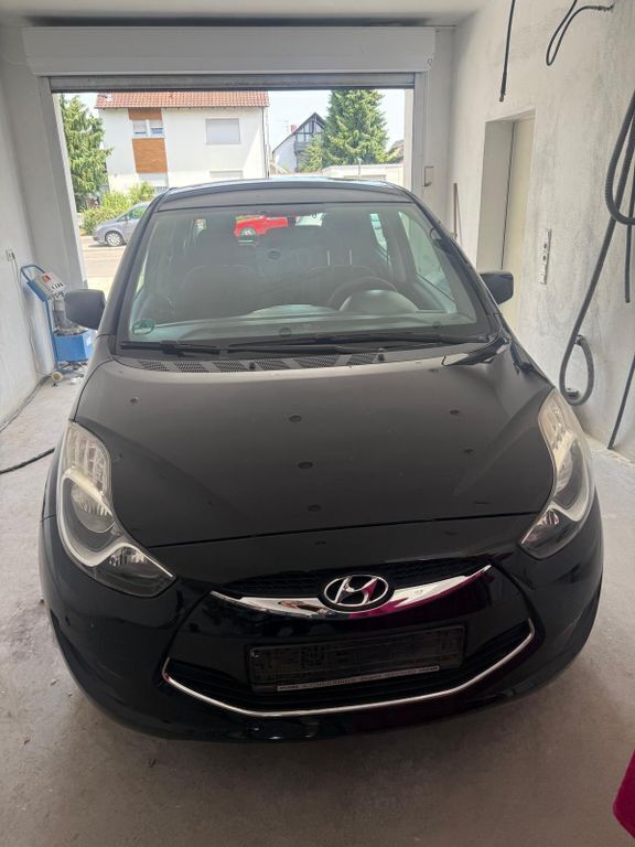 Gebraucht 2013 Hyundai ix20 Edition Van / Kleinbus | 5.900 € (Guter Preis) - Bild 1/4