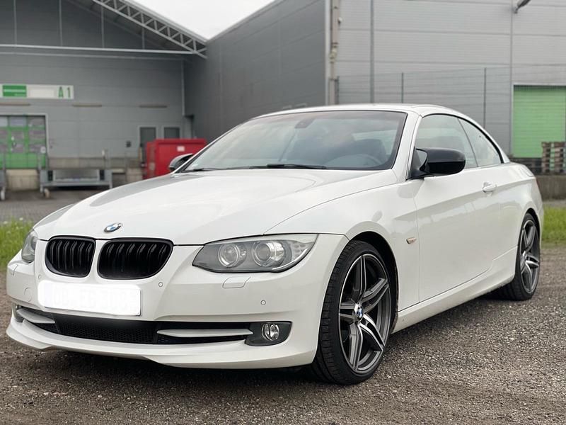 Gebraucht BMW 320 Cabriolet 184 PS (135 kW) 2012 Weiß Cabrio