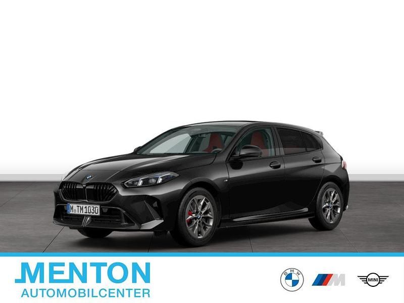 Schwarz Gebraucht 2025 BMW 120 M Sport Kleinwagen | 38.335 € (Teuer) - Bild 1/4
