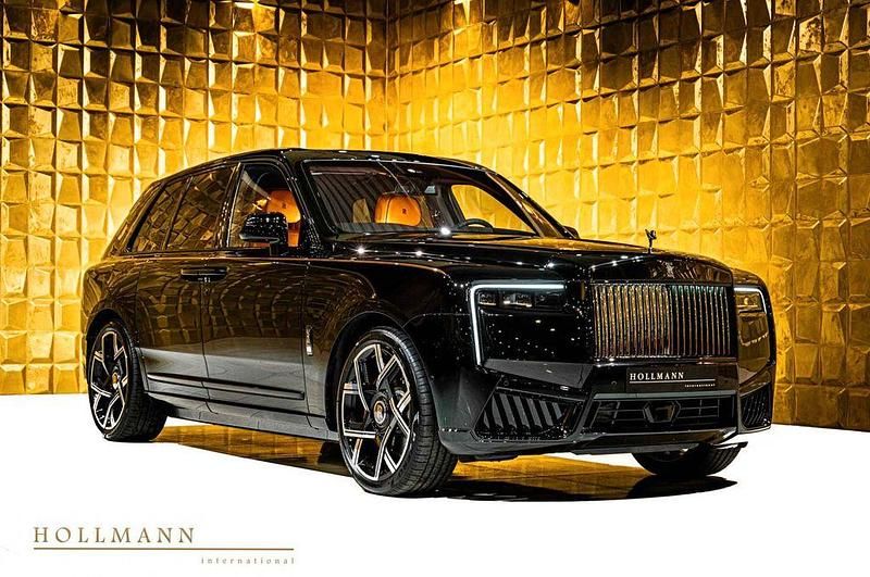 Schwarz Neu 2025 Rolls Royce Cullinan SUV | 666.043 € (Teuer) - Bild 1/4