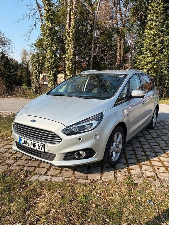 Gebraucht Ford S-MAX Trend 190 PS (139 kW) 2020 Grau Van / Kleinbus