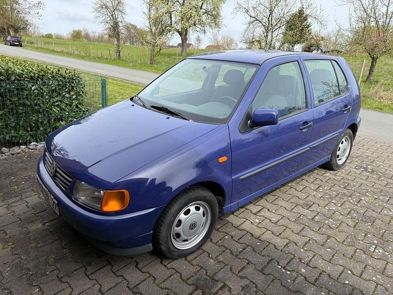 Gebraucht VW Polo Basis 50 PS (36 kW) 1998 Blau Limousine