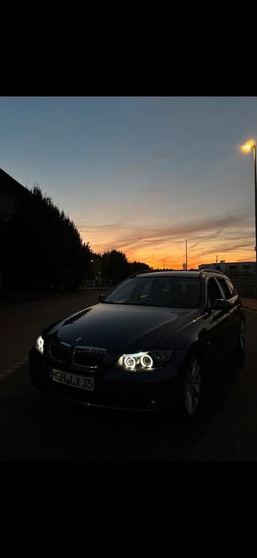 Grau Gebraucht 2008 BMW 325 Kombi | 6.000 € - Bild 1/4