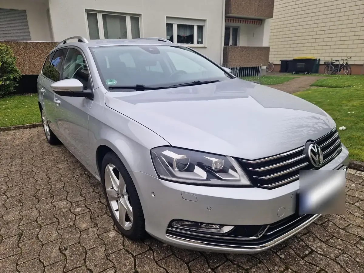 Gebraucht VW Passat 177 PS (130 kW) 2014 Silber Kombi