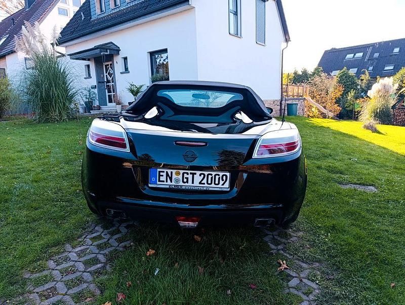 Second-hand Opel GT 264 CP (194 kW) 2009 Negru Cabrio