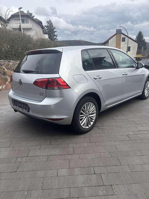Gebraucht VW Golf VII Edition 110 PS (80 kW) 2015 Silber Limousine