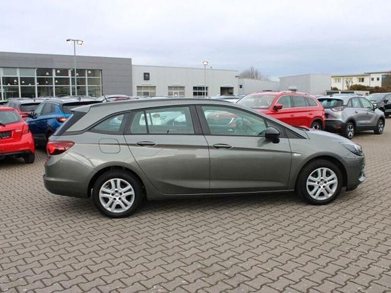 Gebraucht Opel Astra Edition 131 PS (96 kW) 2022 Grau Kombi