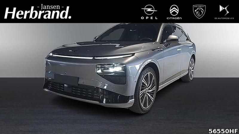 Grau Gebraucht 2025 XPENG G9 AWD Performance SUV | 72.990 € (Fairer Preis) - Bild 1/4