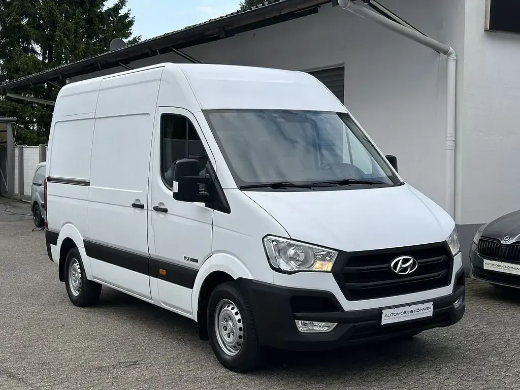 Gebraucht Hyundai H 350 150 PS (110 kW) 2017 Weiß Van