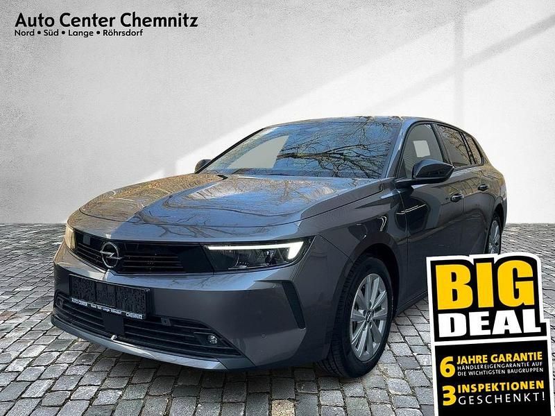 Vulkan grau Gebraucht 2024 Opel Astra Edition Kombi | 21.997 € (Guter Preis) - Bild 1/4