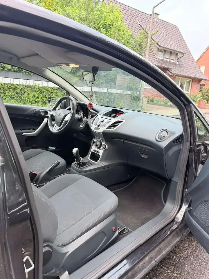 Gebraucht Ford Fiesta Trend 82 PS (60 kW) 2011 Kleinwagen