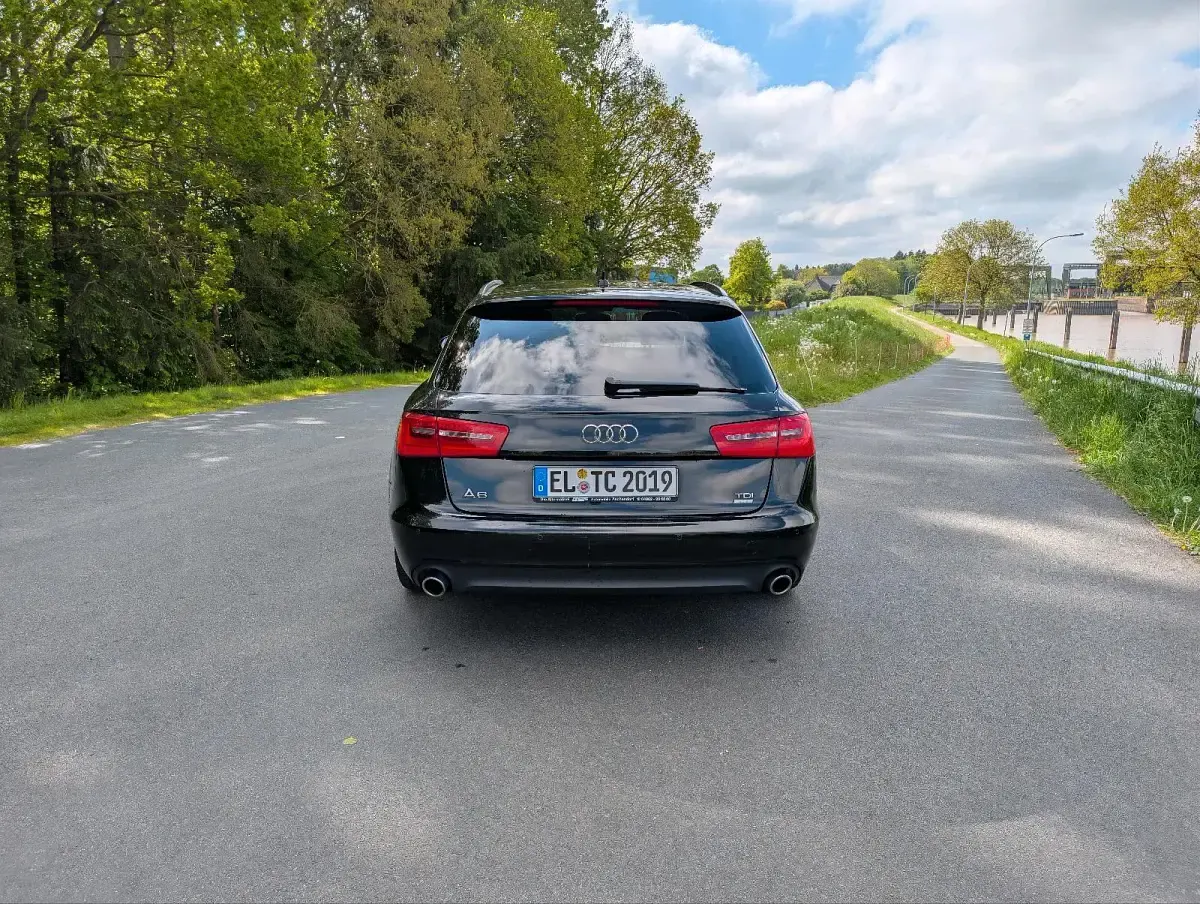 Używany Audi A6 190 KM (139 kW) 2014 Czarny Kombi