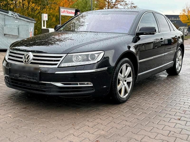 Schwarz Gebraucht 2013 VW Phaeton Limousine | 9.950 € (Fairer Preis) - Bild 1/4
