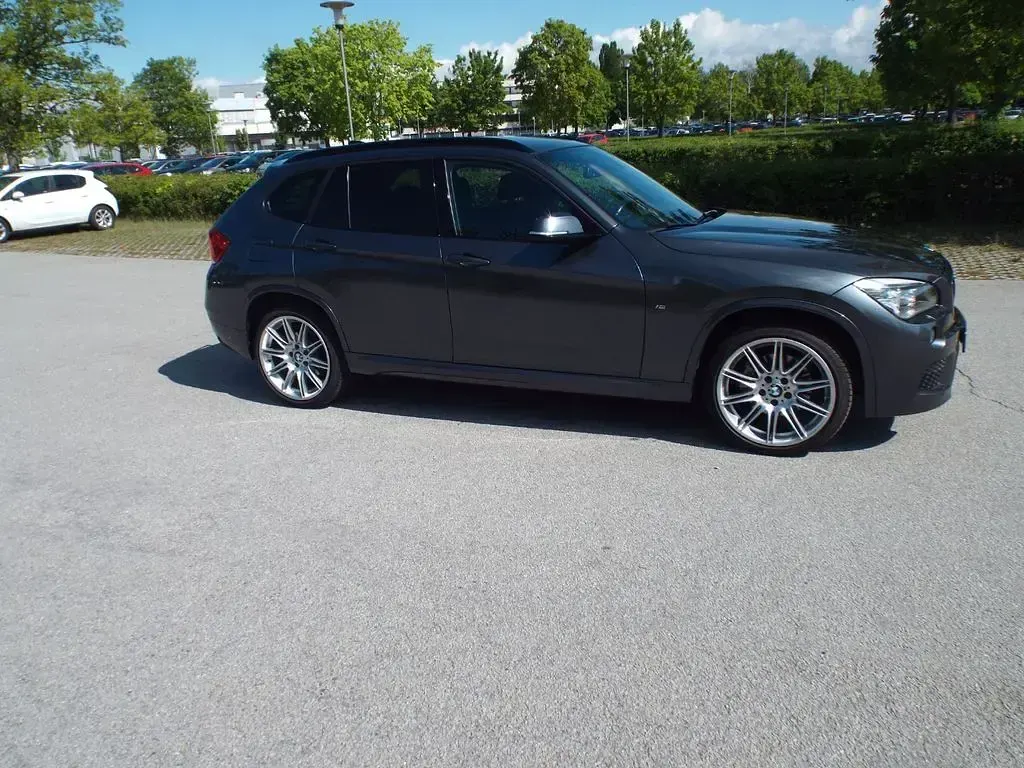 Gebraucht BMW X1 Performance 143 PS (105 kW) 2015 Grau SUV