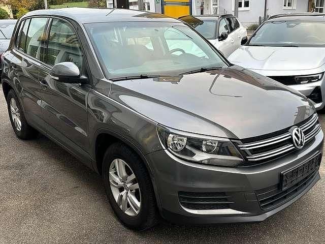 Pepper grey Gebraucht 2014 VW Tiguan Trendline SUV | 8.300 € (Superpreis) - Bild 1/4