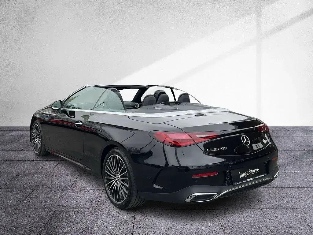 Gebraucht Mercedes CLE200 AMG 204 PS (150 kW) 2025 Schwarz Cabrio