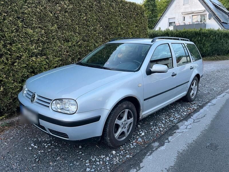 Silber Gebraucht 1999 VW Golf IV Kombi | 2.000 € (Fairer Preis) - Bild 1/4