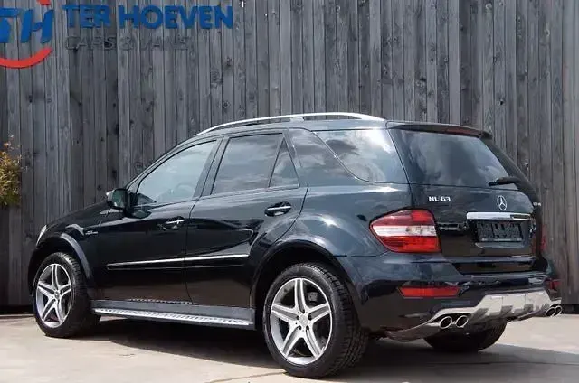 Gebraucht Mercedes ML63 AMG AMG 510 PS (375 kW) 2008 Black metallic SUV