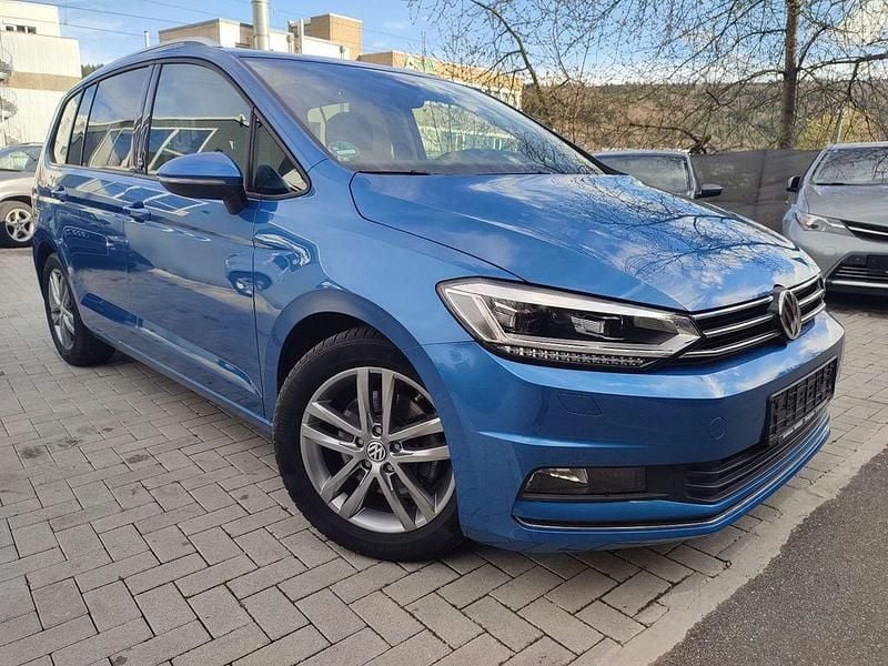 Blau Gebraucht 2017 VW Touran Sound Van / Kleinbus | 19.100 € (Guter Preis) - Bild 1/4