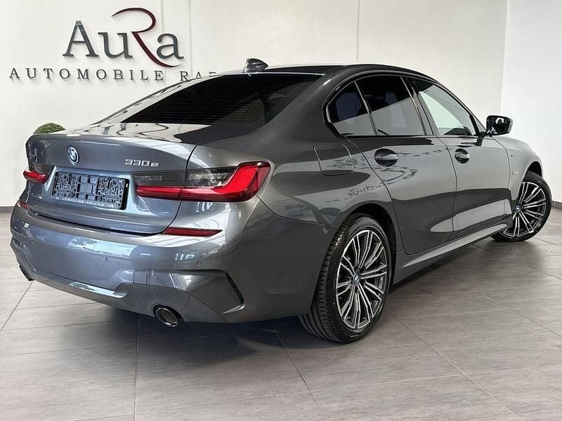 Gebraucht BMW 330e M Sport 252 PS (185 kW) 2022 Grau Limousine