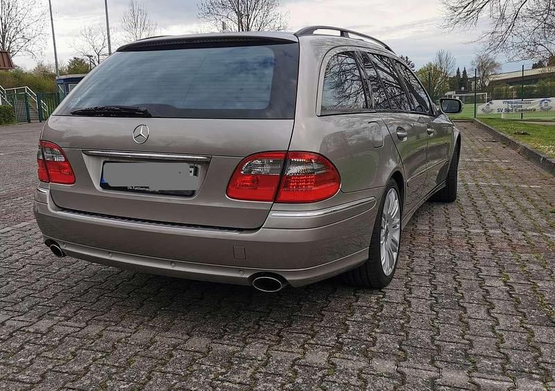 Gebraucht Mercedes E350 Avantgarde 272 PS (200 kW) 2008 Kombi