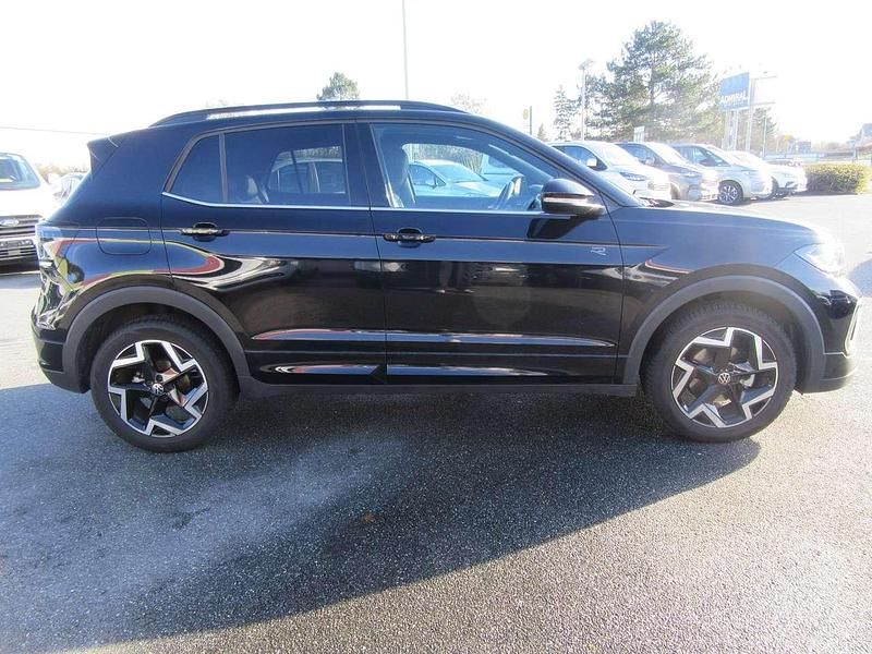 Gebraucht VW T-Cross R-line 116 PS (85 kW) 2025 Deep black (metallic) SUV