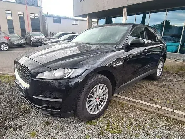 Gebraucht Jaguar F-Pace Pure 180 PS (132 kW) 2016 Schwarz SUV
