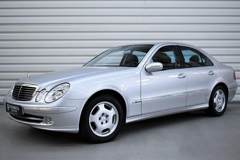 Gebraucht Mercedes E320 Avantgarde 224 PS (164 kW) 2002 Silber Limousine