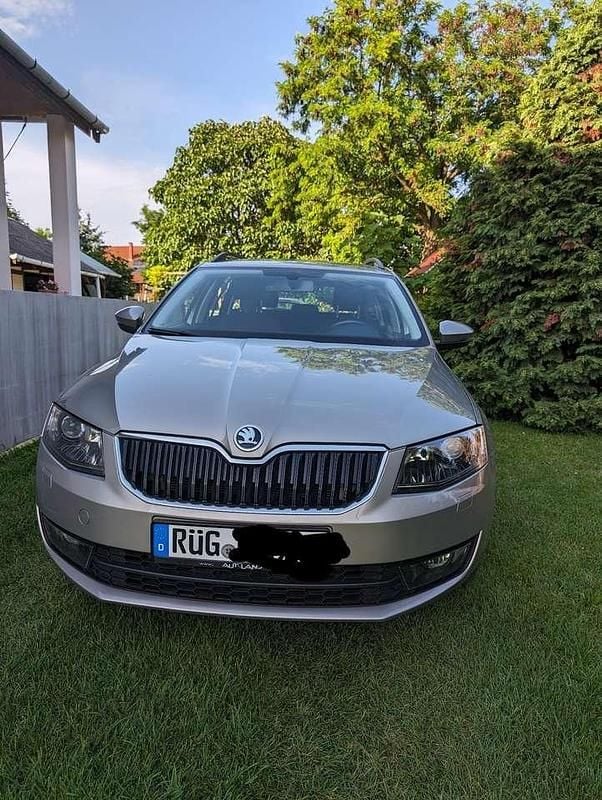 Gebraucht 2015 Skoda Octavia Style Kombi | 6.499 € (Superpreis) - Bild 1/4