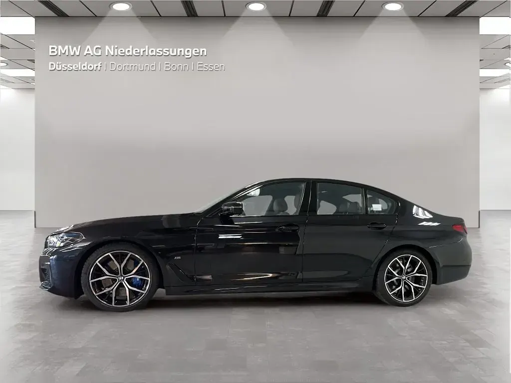Gebraucht BMW M550 Performance 530 PS (389 kW) 2022 Schwarz Limousine