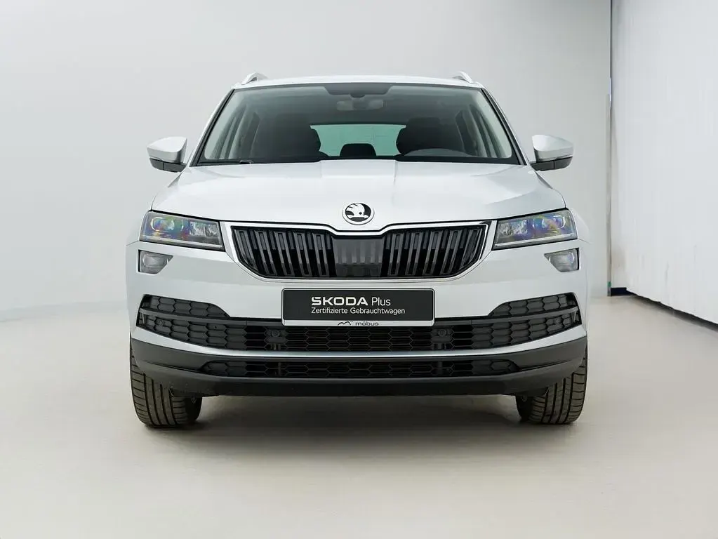 Gebraucht Skoda Karoq Clever 150 PS (110 kW) 2022 Brillantsilber metallic SUV