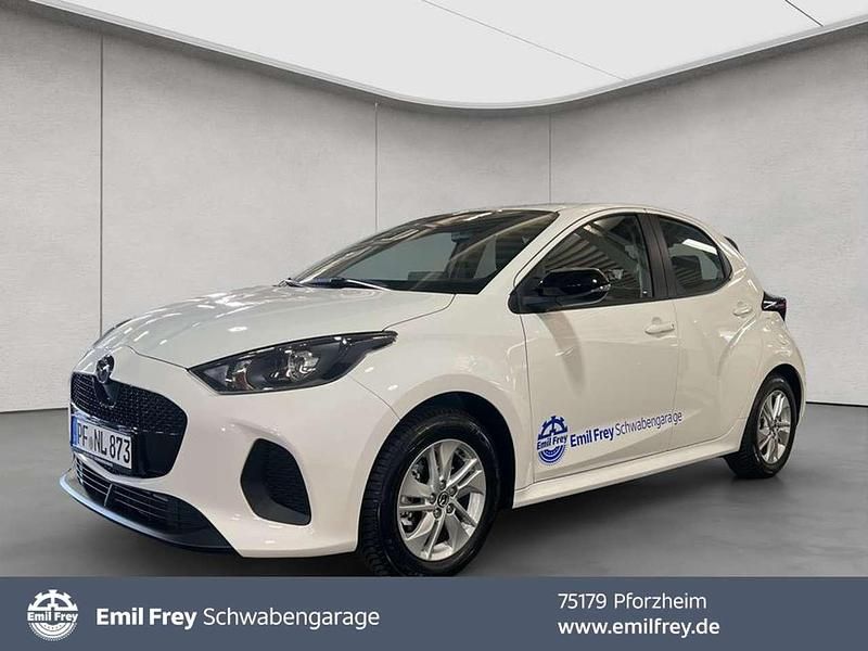 Lunar white Neu 2025 Mazda 2 Center-Line Limousine | 24.850 € (Teuer) - Bild 1/4