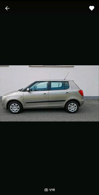 Gold Gebraucht 2008 Skoda Fabia Kleinwagen | 2.500 € (Fairer Preis) - Bild 1/4