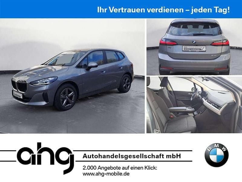 Skyscraper grau metallic Gebraucht 2024 BMW 216 Van / Kleinbus | 26.490 € (Fairer Preis) - Bild 1/4