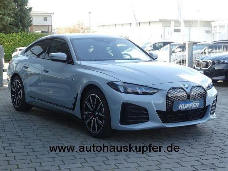 Gebraucht BMW i4 Performance 250 kW (340 PS) 2024 Brooklyngrau Limousine