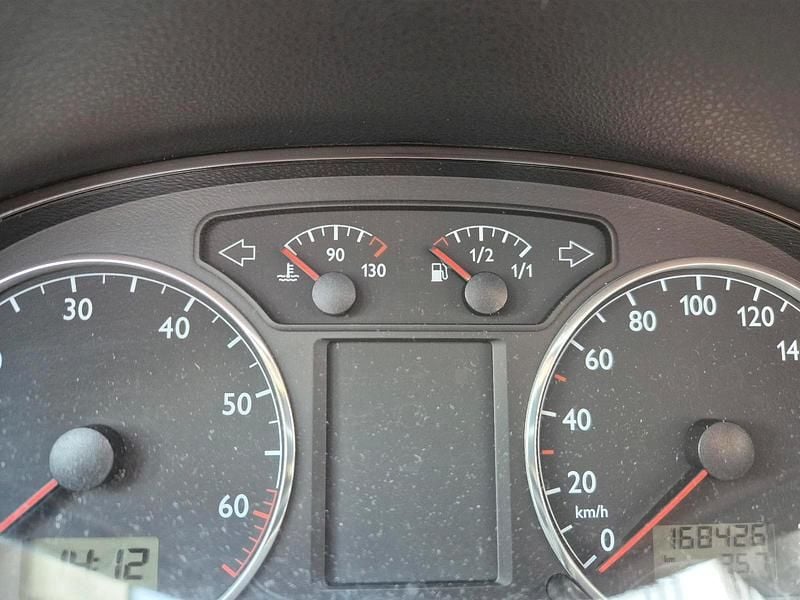 Gebraucht VW Polo 64 PS (47 kW) 2002 Rot Kleinwagen