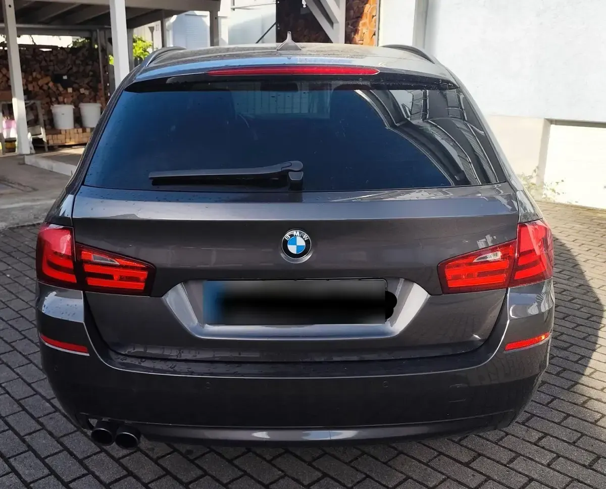 Gebraucht BMW 520 Performance 184 PS (135 kW) 2011 Andere farben Kombi