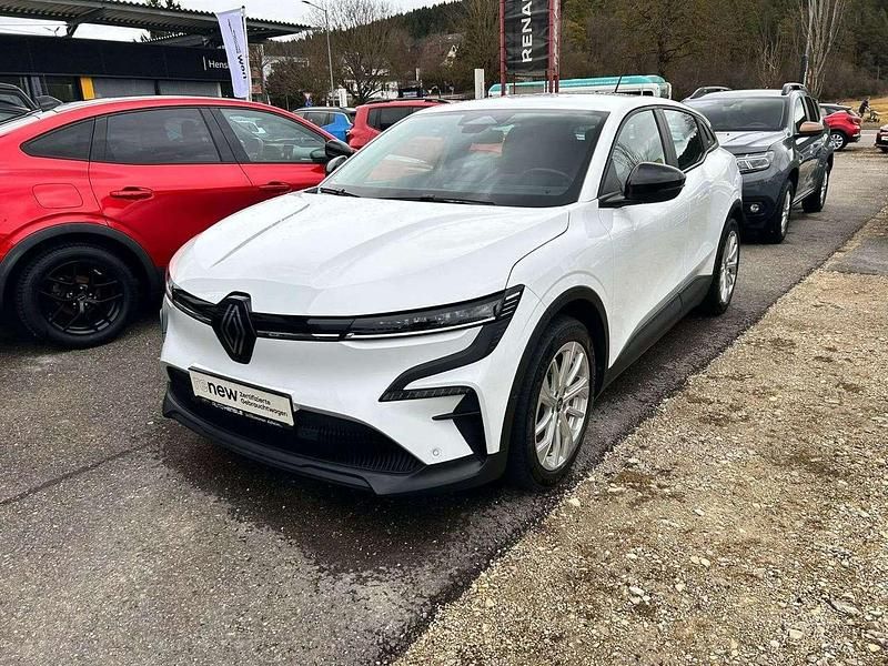 Gebraucht Renault Megane E-Tech Evolution 96 kW (131 PS) 2022 Arktisweiß (weiß) Limousine