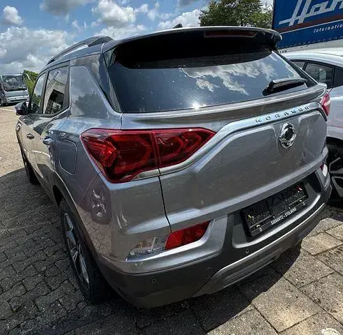 Neu SsangYong Korando 163 PS (119 kW) 2025 Gri iron SUV