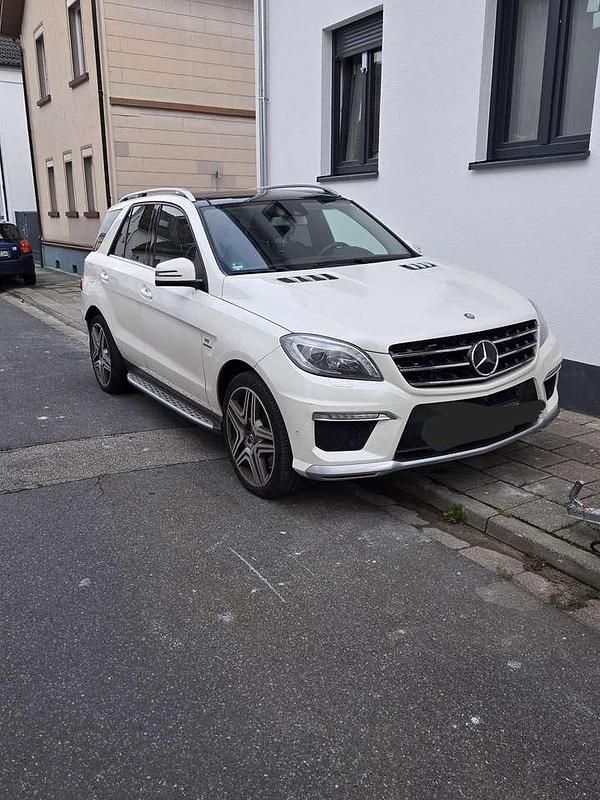 Gebraucht Mercedes ML63 AMG AMG 525 PS (386 kW) 2013 Weiß SUV