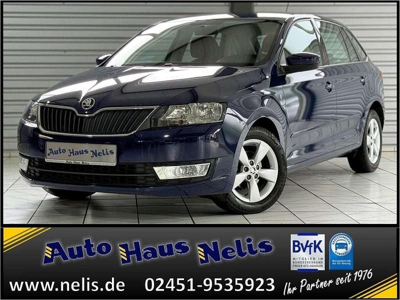 Blau Gebraucht 2015 Skoda Rapid Ambition Kombi | 7.990 € (Etwas zu teuer) - Bild 1/4