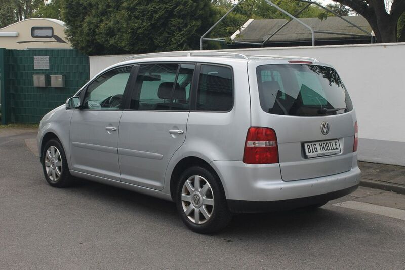 Gebraucht VW Touran Highline 116 PS (85 kW) 2006 Silber Van / Kleinbus