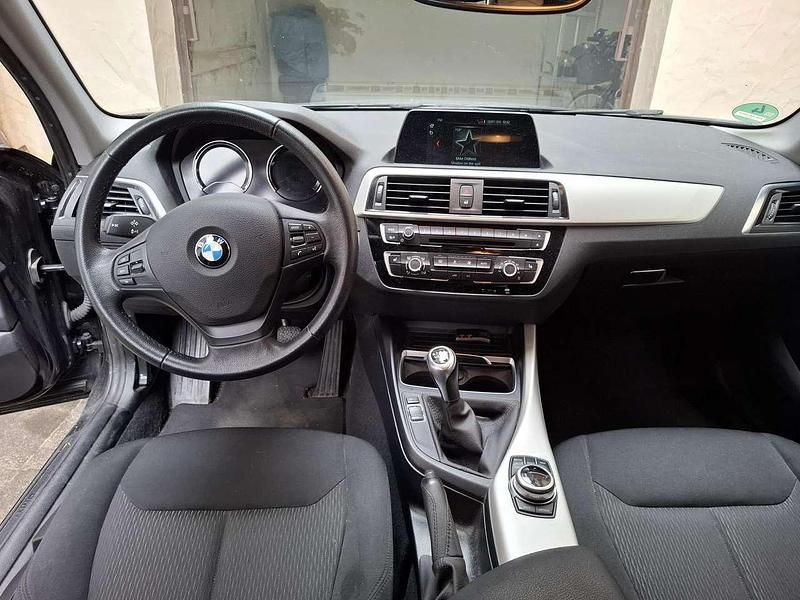 Gebraucht BMW 118 Advantage 136 PS (100 kW) 2017 Schwarz Kleinwagen