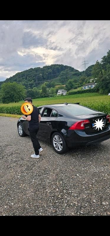 Schwarz Gebraucht 2012 Volvo S60 Limousine | 3.800 € - Bild 1/4