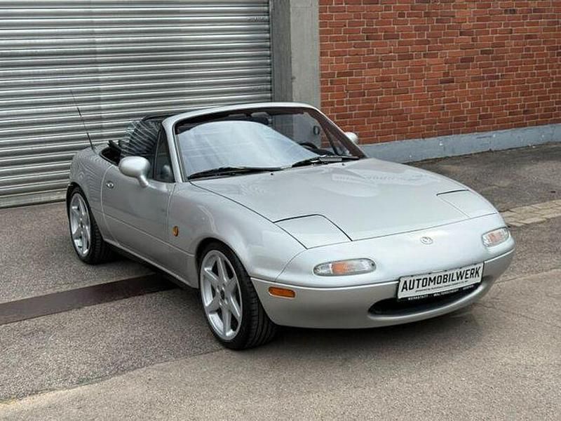 Second-hand Mazda MX5 131 CP (96 kW) 1995 Argintiu Cabrio